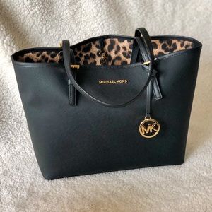 MICHAEL KORS JET SET TRAVEL BLACK LEOPARD TOTE